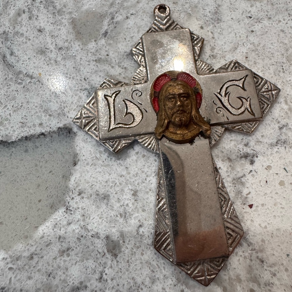 Vintage cross pendant